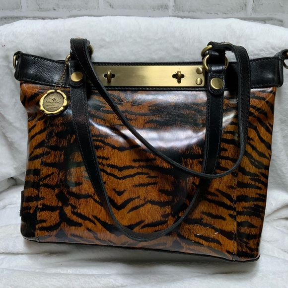 Patricia Nash Handbags - Patricia Nash Tiger Stripe Leather Tote